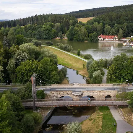 - Waldschlößchen 3*